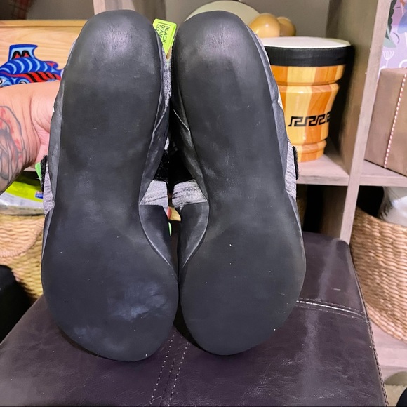 Black Diamond Momentum climbing shoes SOLD! - Picture 4 of 8